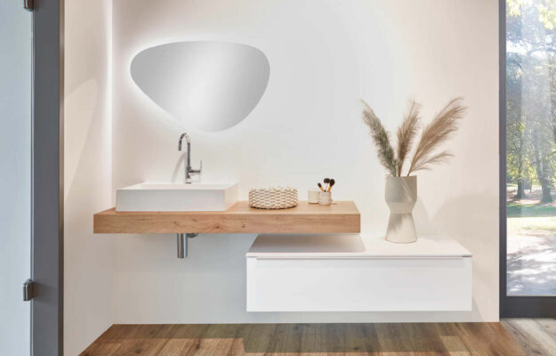 Hausbau aus einer Hand: Badezimmermöbel mit nobilia